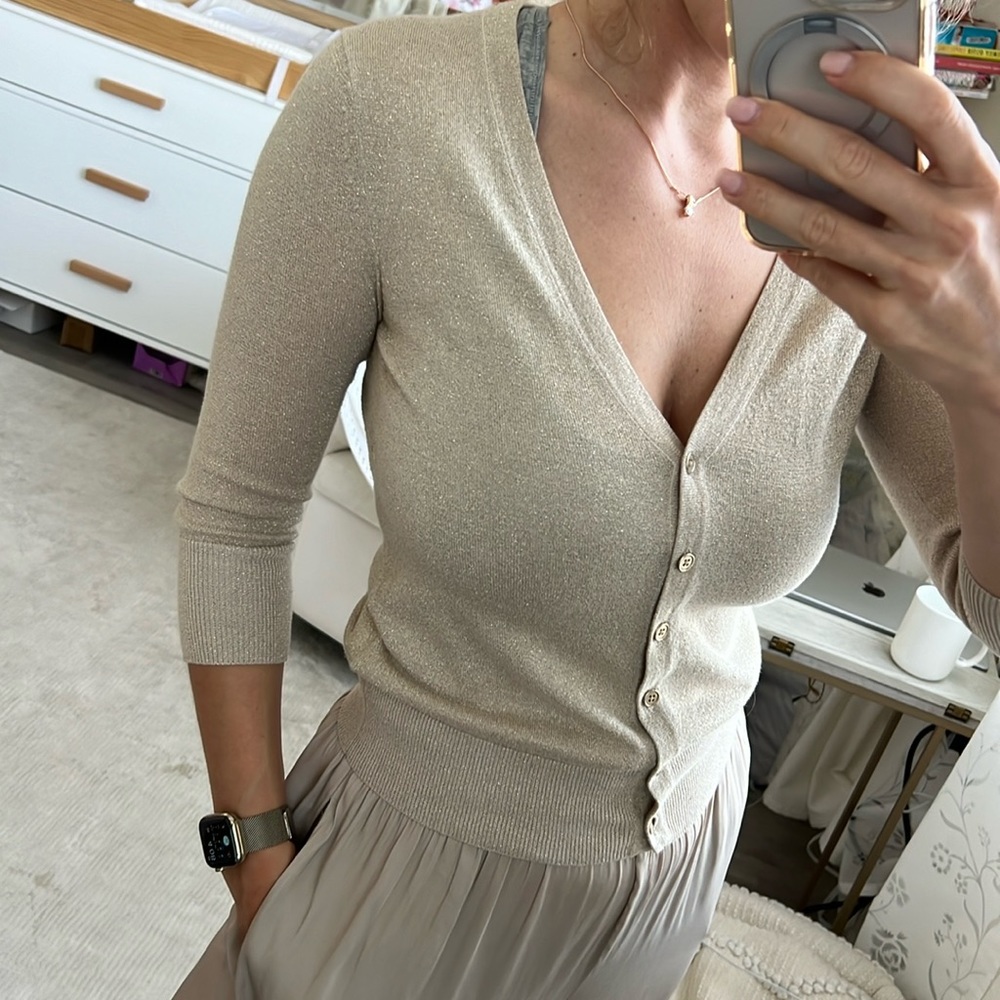 Banana Republic XS Gold Cardigan 69% Cotton